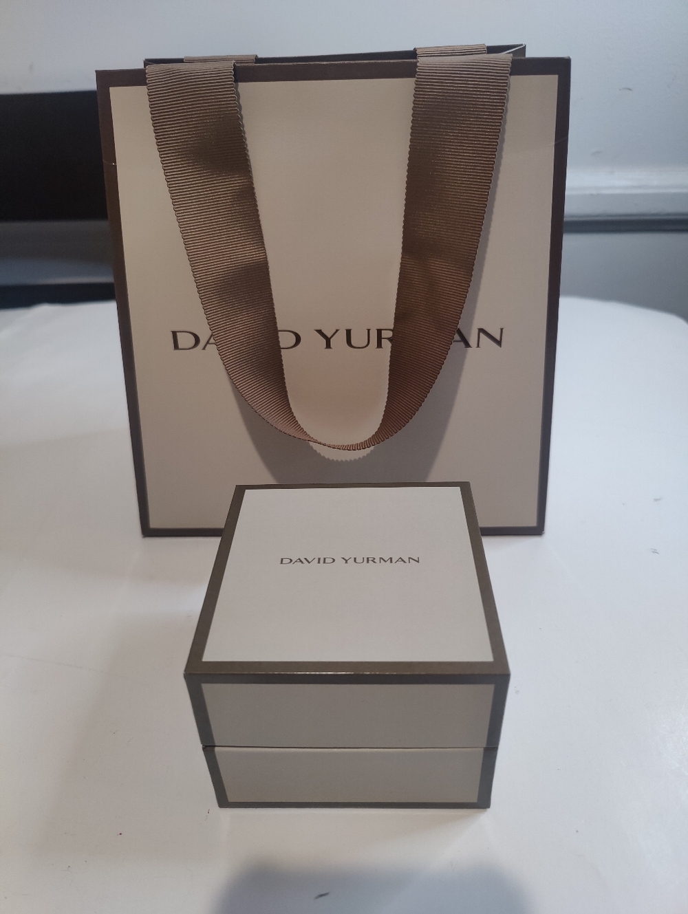 David Yurman Cream and Brown Jewelry Box with Branded Bag